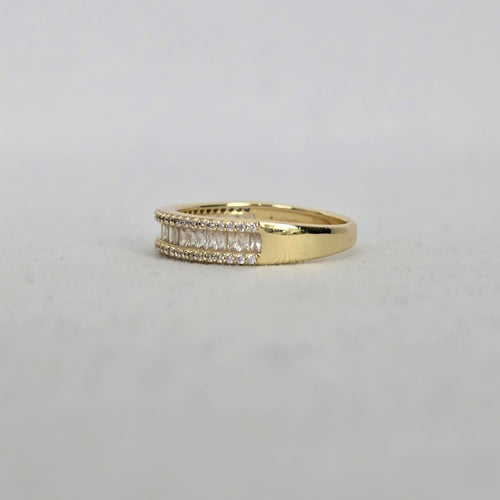 MA 925 Sterling Silver Clear Baguette Crystal Band Ring - Size 7