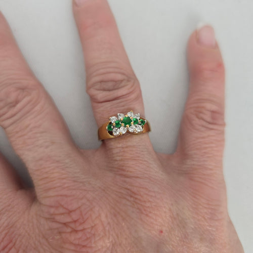 Vintage Gold-Tone Green & Clear Stone Cluster Ring - Size 8