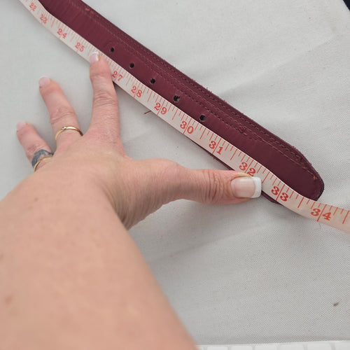 Lady Footlocker Vintage Burgundy Genuine Leather Floral Paisley Belt Size XS