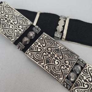Chico’s Black Stretch Belt with Silver-Tone Ornate Metal Plates Size S/M