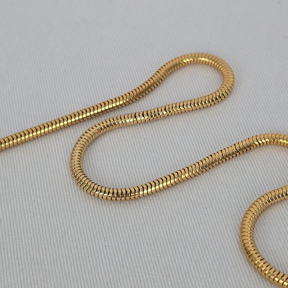 Vintage Gold-Tone Snake Chain Belt with Buckle Clasp Size S