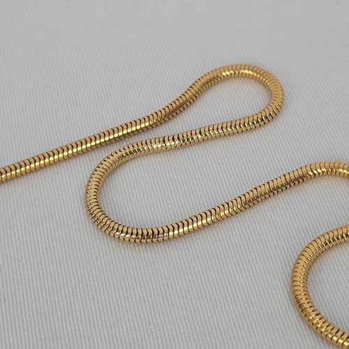 Vintage Gold-Tone Snake Chain Belt with Buckle Clasp Size S