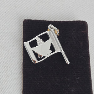 Vintage Sterling Silver Canada Maple Leaf Flag Pendant Bracelet Charm