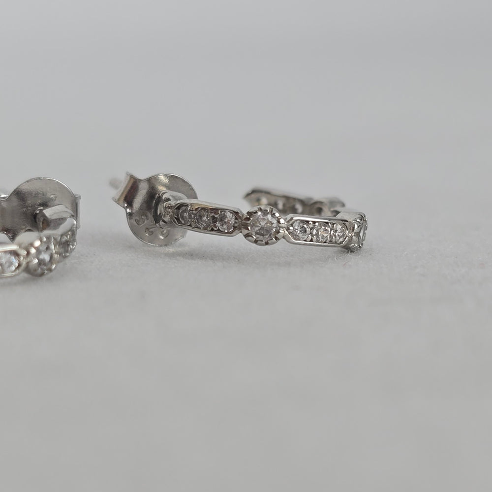 Vintage 925 Sterling Silver Clear Stone Delicate Hoop Earrings