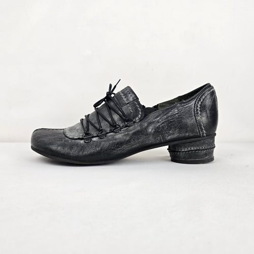 Too by Virus Black Distressed Leather Lace-Up Booties - Size 8