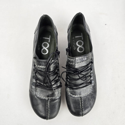 Too by Virus Black Distressed Leather Lace-Up Booties - Size 8