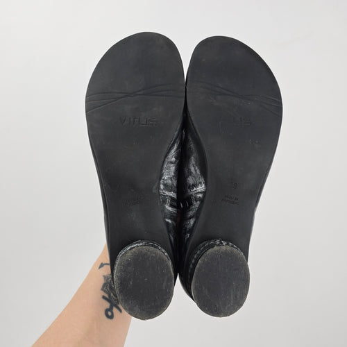 Too by Virus Black Distressed Leather Lace-Up Booties - Size 8