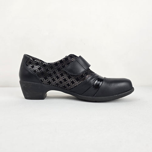 Portofino Black Leather Comfort Shoes - Size 6.5