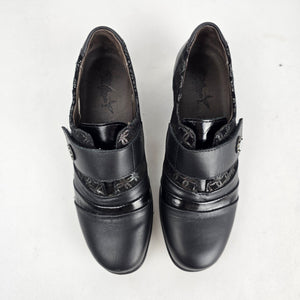 Portofino Black Leather Comfort Shoes - Size 6.5