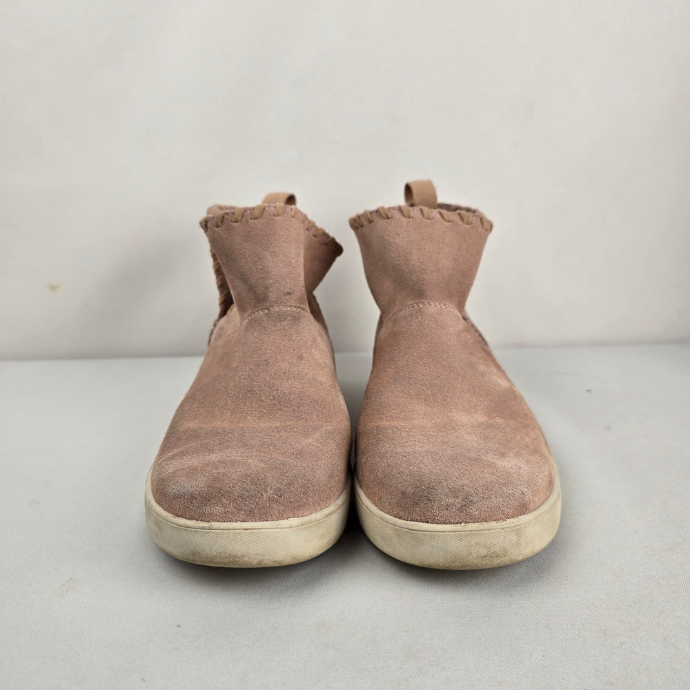 Koolaburra by UGG Soft Pink Suede Ankle Boots - Size 11