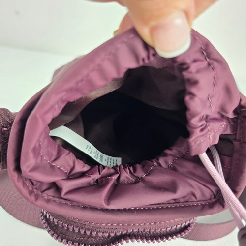 Lululemon Water Bottle Crossbody with Front Pocket 2L Goodnight Plum – NWT