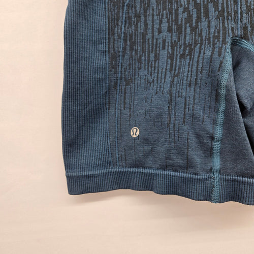 Lululemon Seamless High Rise Shorts Navy Rain Print - Size S