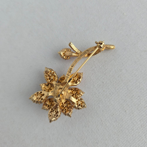 Vintage 1950s BSK Gold Tone Floral Brooch Pink Rhinestone Pearl