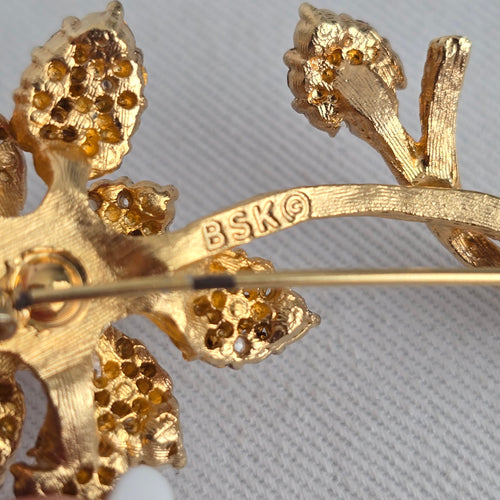 Vintage 1950s BSK Gold Tone Floral Brooch Pink Rhinestone Pearl