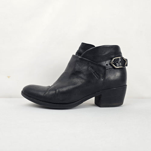 MJUS Black Leather Ankle Boots Side Zip Buckle – Size 7.5
