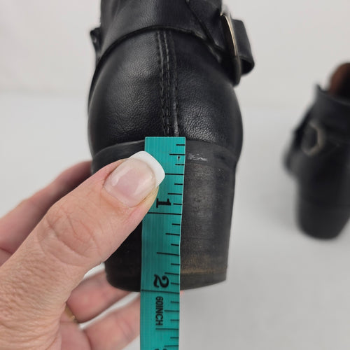 MJUS Black Leather Ankle Boots Side Zip Buckle – Size 7.5