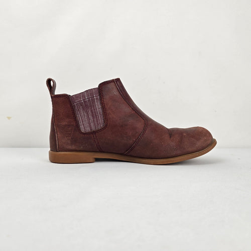 Kodiak Brown Leather Chelsea Ankle Boots - Size 8.5