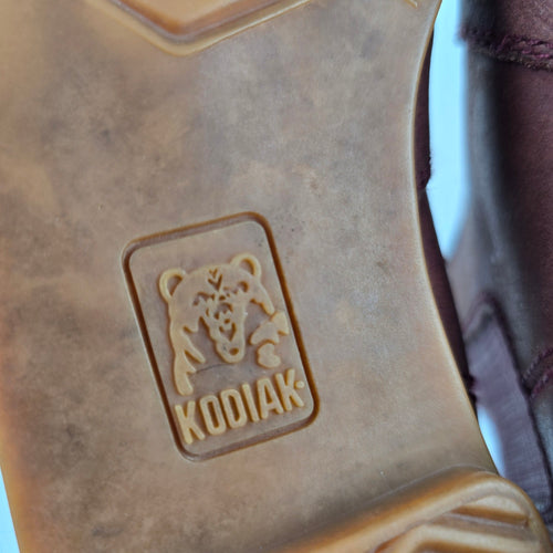 Kodiak Brown Leather Chelsea Ankle Boots - Size 8.5