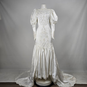 Vintage 80s Ivory Satin Wedding Gown with Lace Train and Back Bow - Size XS-S