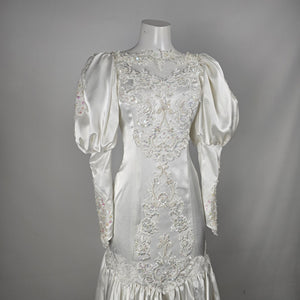 Vintage 80s Ivory Satin Wedding Gown with Lace Train and Back Bow - Size XS-S