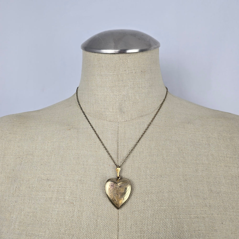 Vintage Gold-Tone Engraved Heart Locket Pendant Necklace with Floral Detail