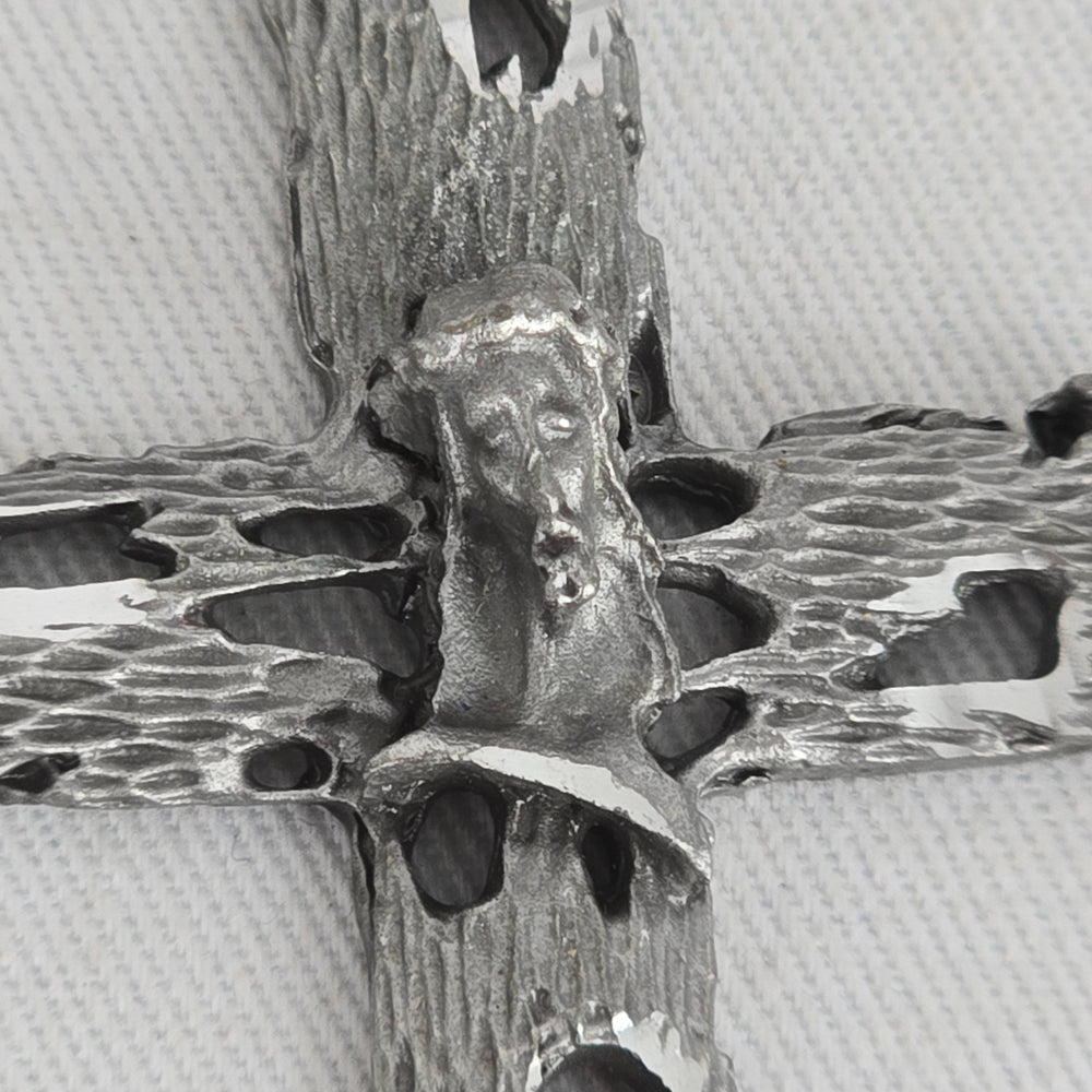 Vintage Silver-Tone Crucifix Cross Pendant Necklace with Textured Chain