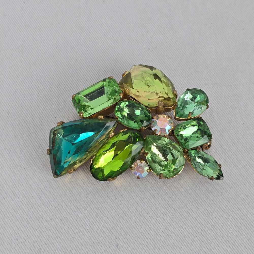 Vintage Green Rhinestone Cluster Brooch in Gold Tone Setting
