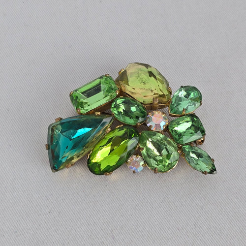 Vintage Green Rhinestone Cluster Brooch in Gold Tone Setting
