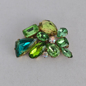 Vintage Green Rhinestone Cluster Brooch in Gold Tone Setting