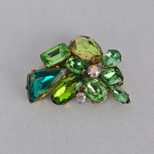 Vintage Green Rhinestone Cluster Brooch in Gold Tone Setting