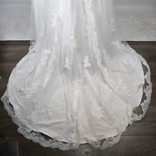 Cara Mia Ivory Silver Lace Wedding Gown Corset Back Beaded Bridal Dress - Size 22W