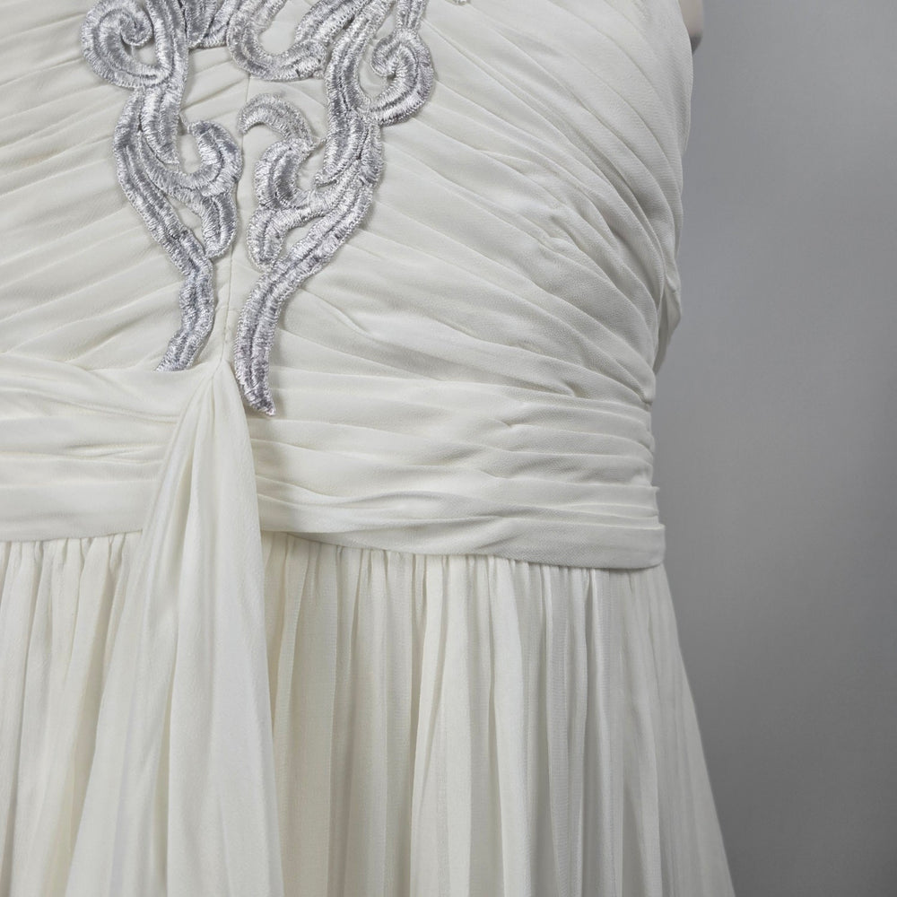 IZIDRESS Ivory White Chiffon Formal Wedding Gown Silver Embroidery Train - Size1X-2X NWT
