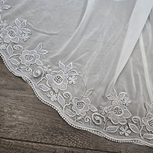 IZIDRESS Ivory White Chiffon Formal Wedding Gown Silver Embroidery Train - Size1X-2X NWT