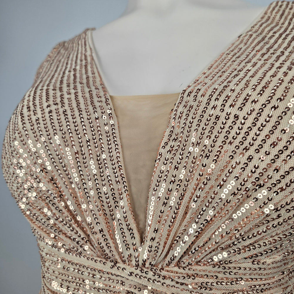 UNITHORSE Rose Gold Sequin Maxi Dress V-Neck Formal Evening Gown - Size 1-2XL NWT