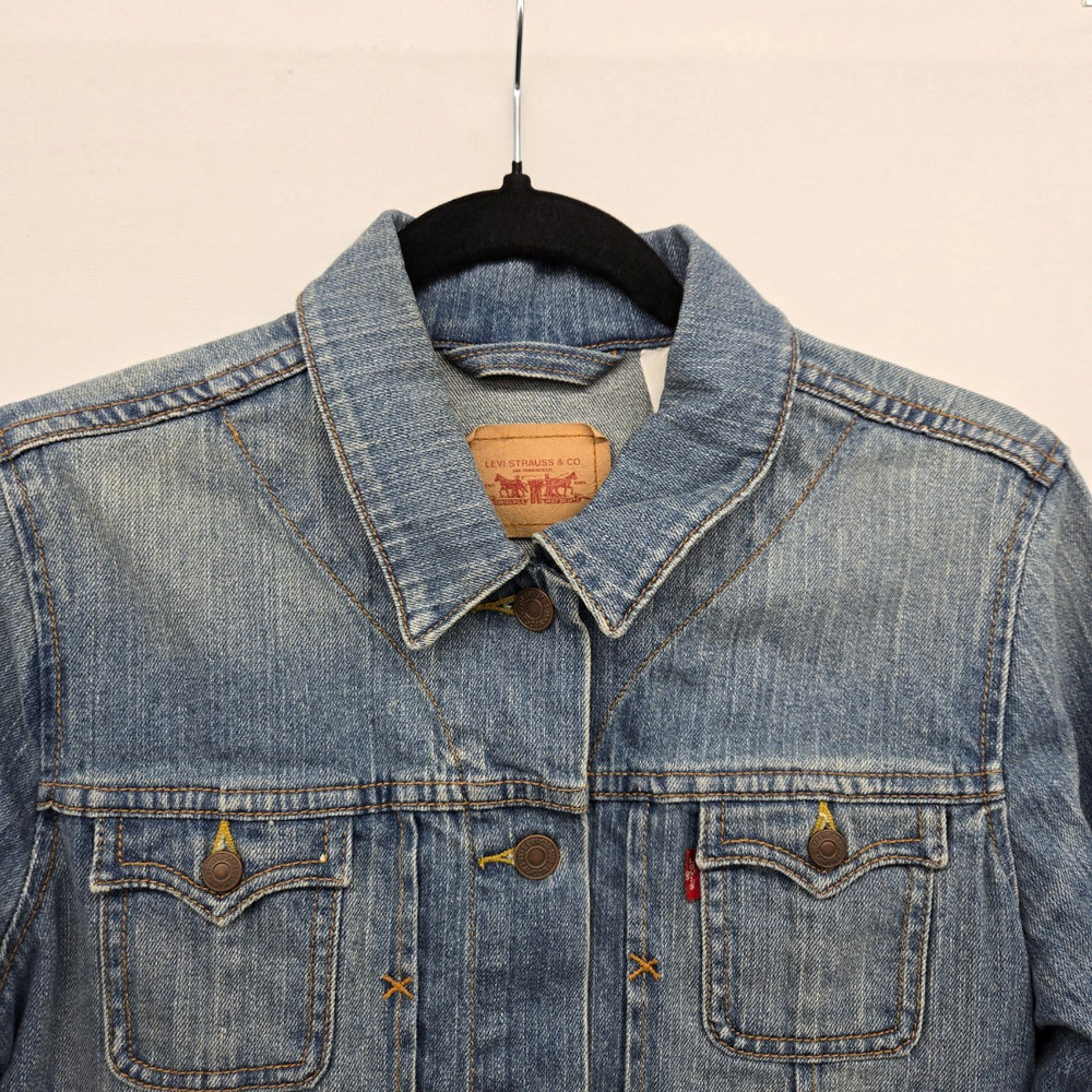 Levi’s Women’s Blue Denim Trucker Jacket Stretch Cotton Button Front - Size L