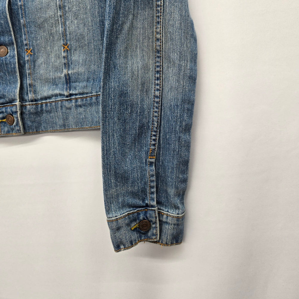 Levi’s Women’s Blue Denim Trucker Jacket Stretch Cotton Button Front - Size L