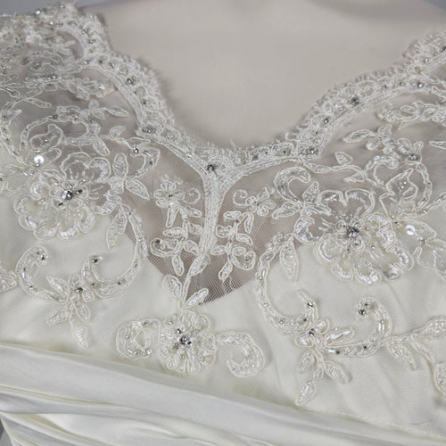 Jasmine Ivory Wedding Dress Bridal Gown Lace Beaded Corset Back Train - Size 16