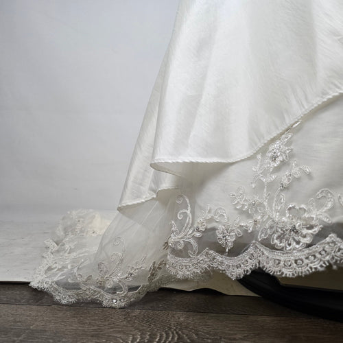 Jasmine Ivory Wedding Dress Bridal Gown Lace Beaded Corset Back Train - Size 16