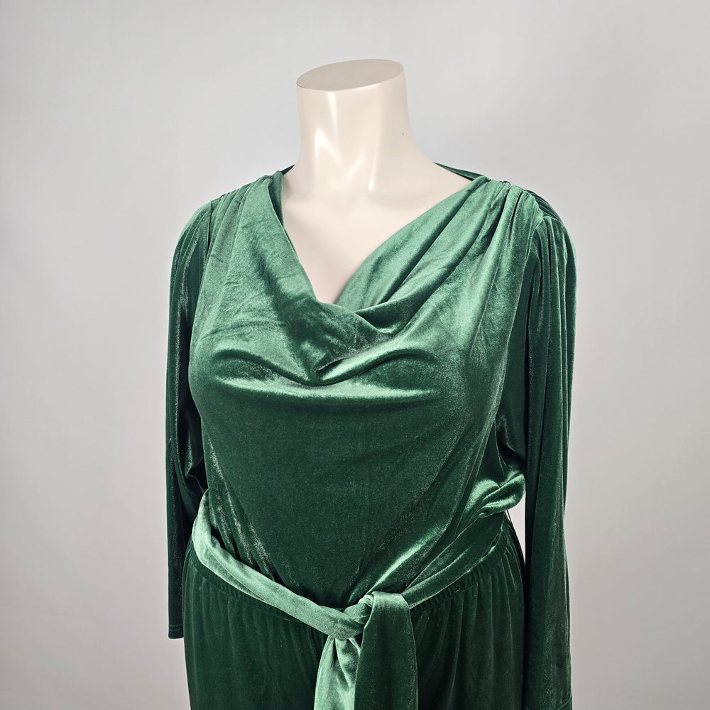Smash + Tess Very Velvet Jumpsuit Winter Green  Collab Edition - Size 2XL NWT