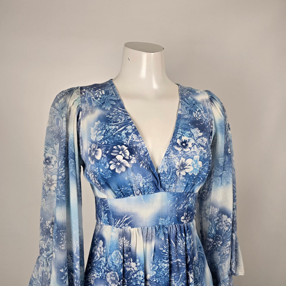 Blue Floral Print Empire Maxi Dress with Flutter Sleeves - Size S