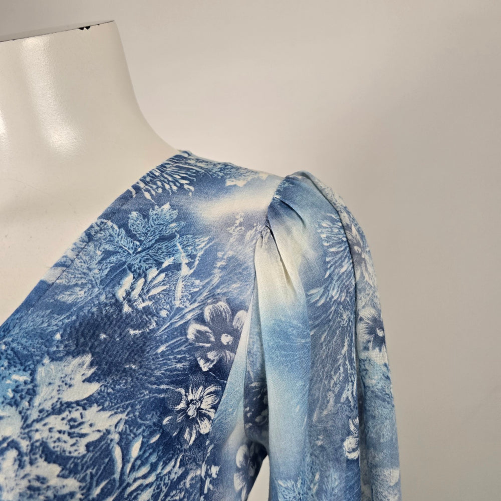 Blue Floral Print Empire Maxi Dress with Flutter Sleeves - Size S