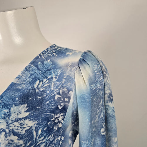 Blue Floral Print Empire Maxi Dress with Flutter Sleeves - Size S