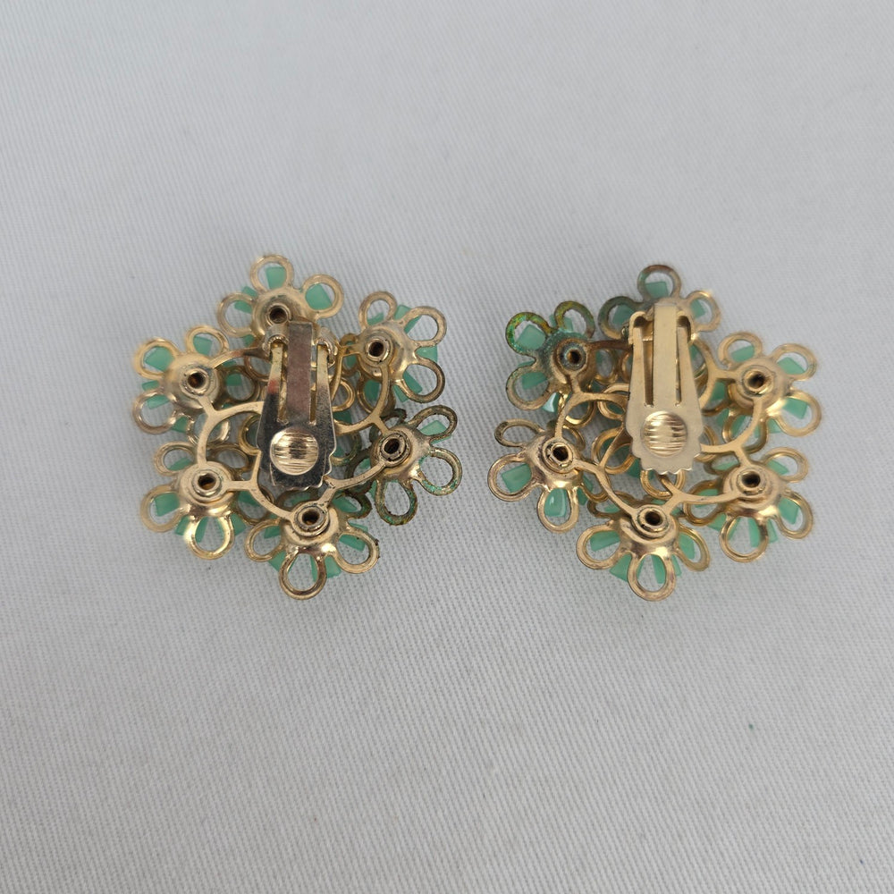 Vintage Gold-Tone Mint Green Flower Cluster Clip-on Earrings