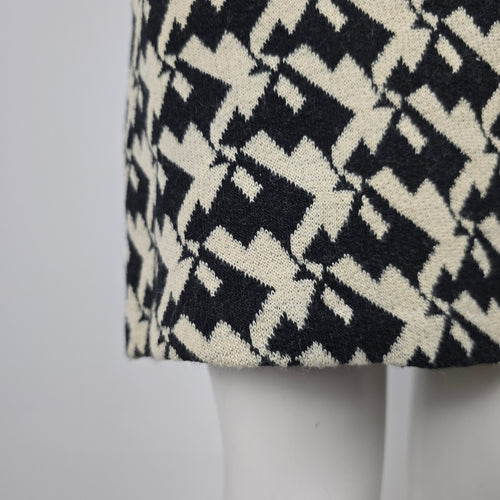 Diane von Furstenberg Black & Cream Geometric Wool Blend Knit Dress - Size 6