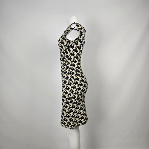 Diane von Furstenberg Black & Cream Geometric Wool Blend Knit Dress - Size 6