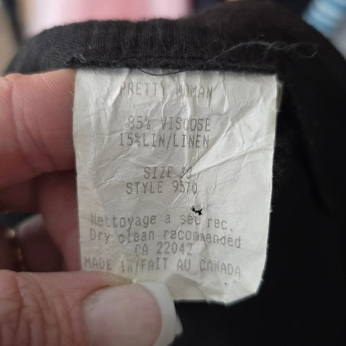 Vintage Pretty Woman Black Linen Viscose Pleated Bermuda Shorts Size 8