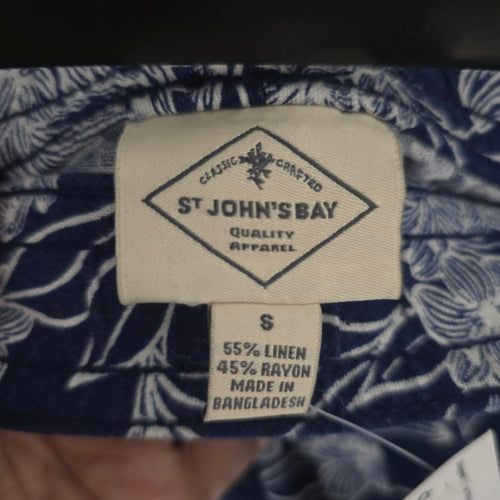 St. John’s Bay Navy Blue White Floral Linen Blend Shorts Size S