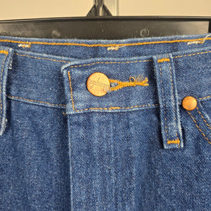 Vintage Wrangler Cowboy Cut High Rise Distressed Denim Cutoff Shorts – Size 7
