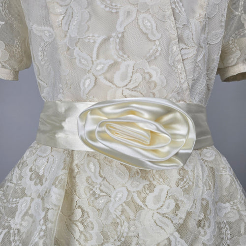 Vintage Cream Ivory Floral Lace Peplum Top & Pencil Skirt 2-Piece Set Size XS-S