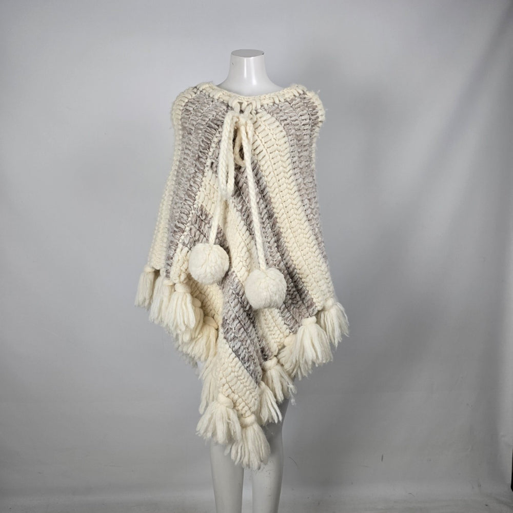 Vintage 1970s White Buffalo Pure Virgin Wool Hand Knit Poncho Cape Made in Canada One Size